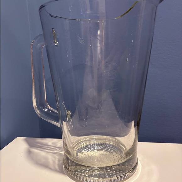 Vintage Pfizer Glass Pitcher with Wildlife Design - Picture 5 of 5